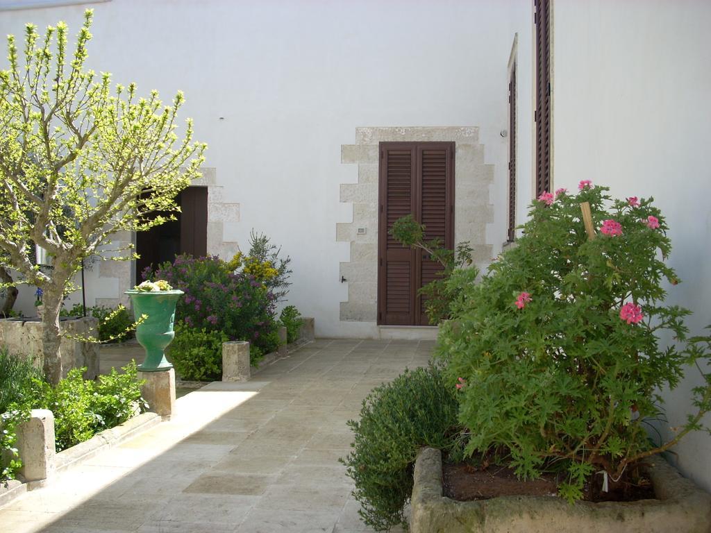 B&B Le Due Corti Martignano Экстерьер фото